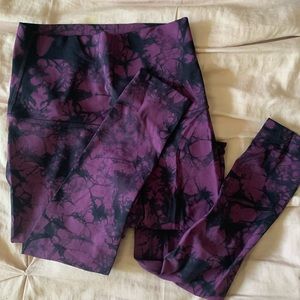 RARE Lululemon Diamond Dye Leggings